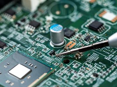 中颖电子 红外测温枪芯片的抗疫突击队