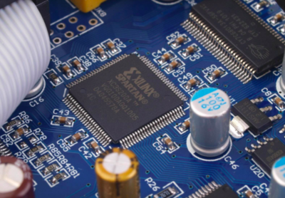 从“芯痛”到太阳能发电 中国科技自主的道路与前景